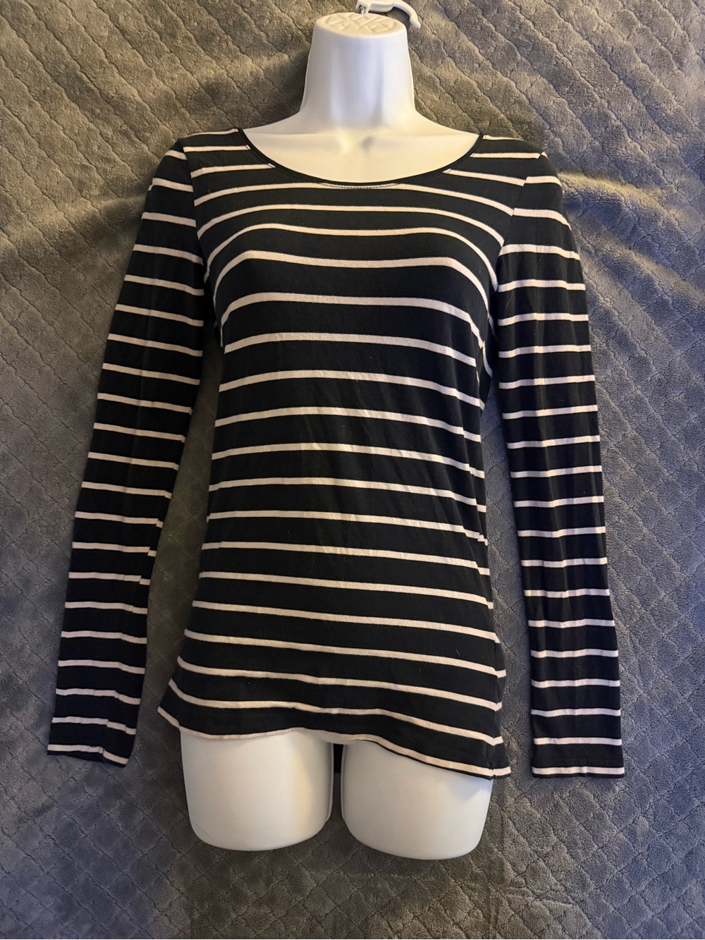 Express Black and White Striped Long-Sleeve Tee
